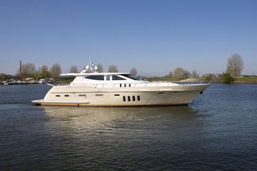 74' Pacific 2011 Yacht For Sale